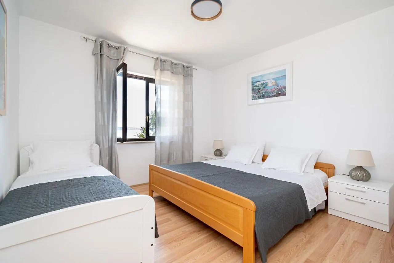 Apartments By The Sea Tkon, Pasman - 6262